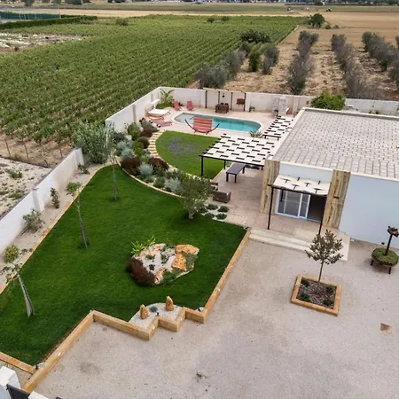 Villa Incoronata New Dependance By Interhome